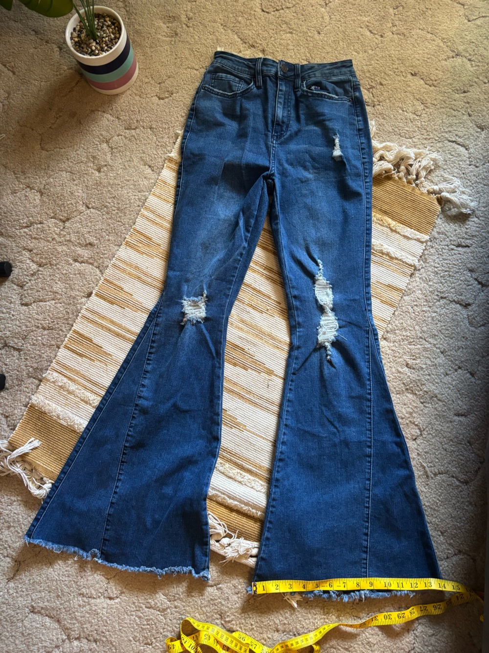 YMI Dark Blue Skinny Jeans with Distressed Knees